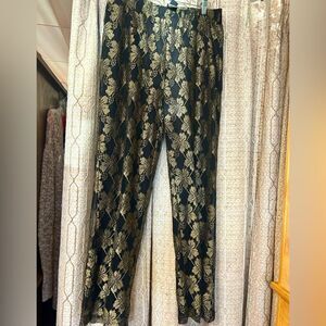 Carole Little Ladies 16 black/gold dress pants